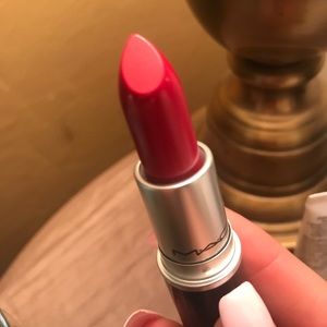 MAC Matte Lipstick -viva glam-